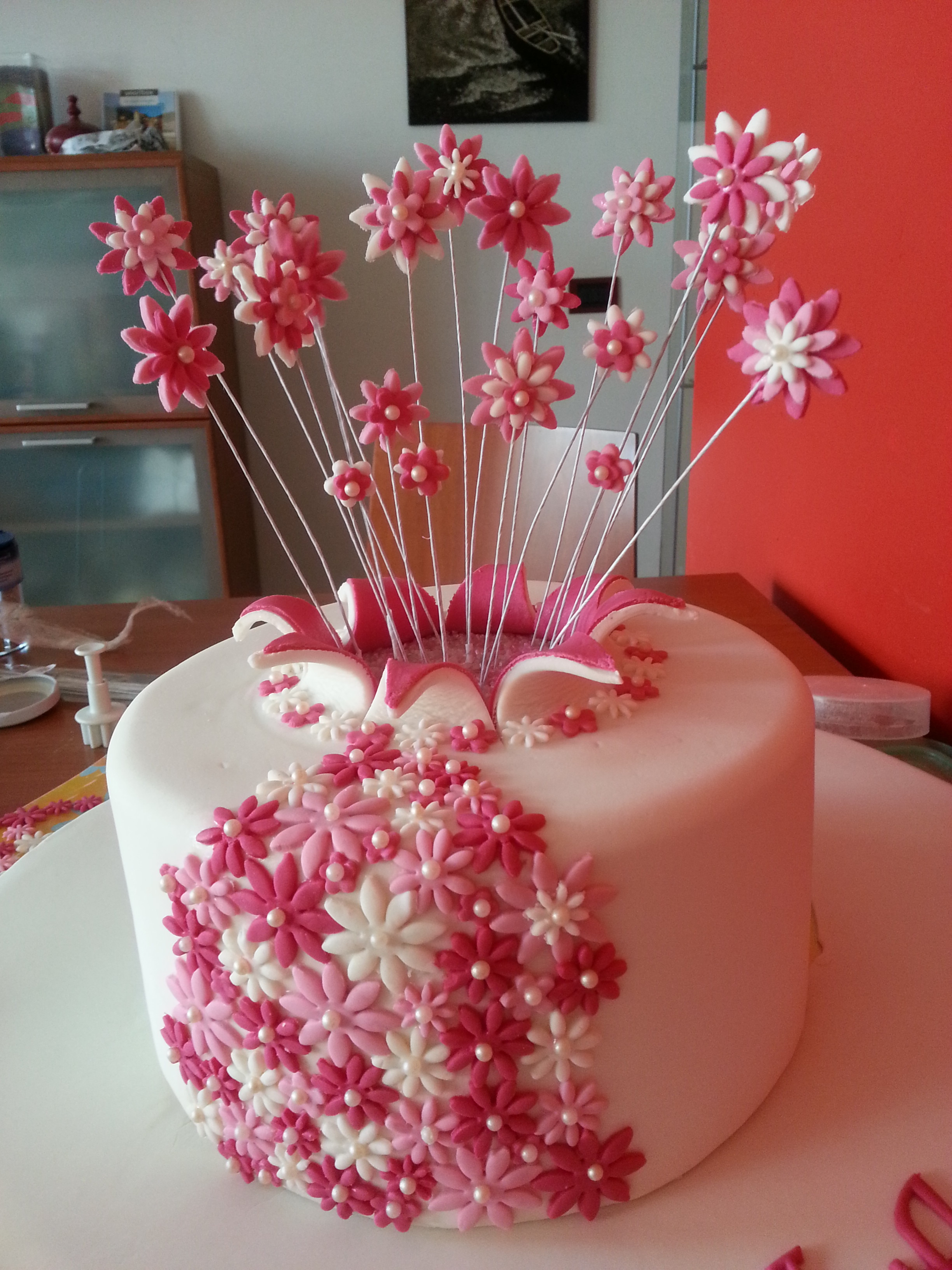 Torta esplosione di fiori