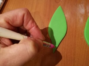 tutorial palma in pasta di zucchero - Foglie palma