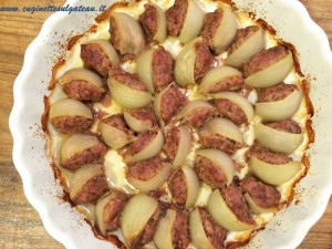 ruota-di-polpette-e-petali-di-cipolla